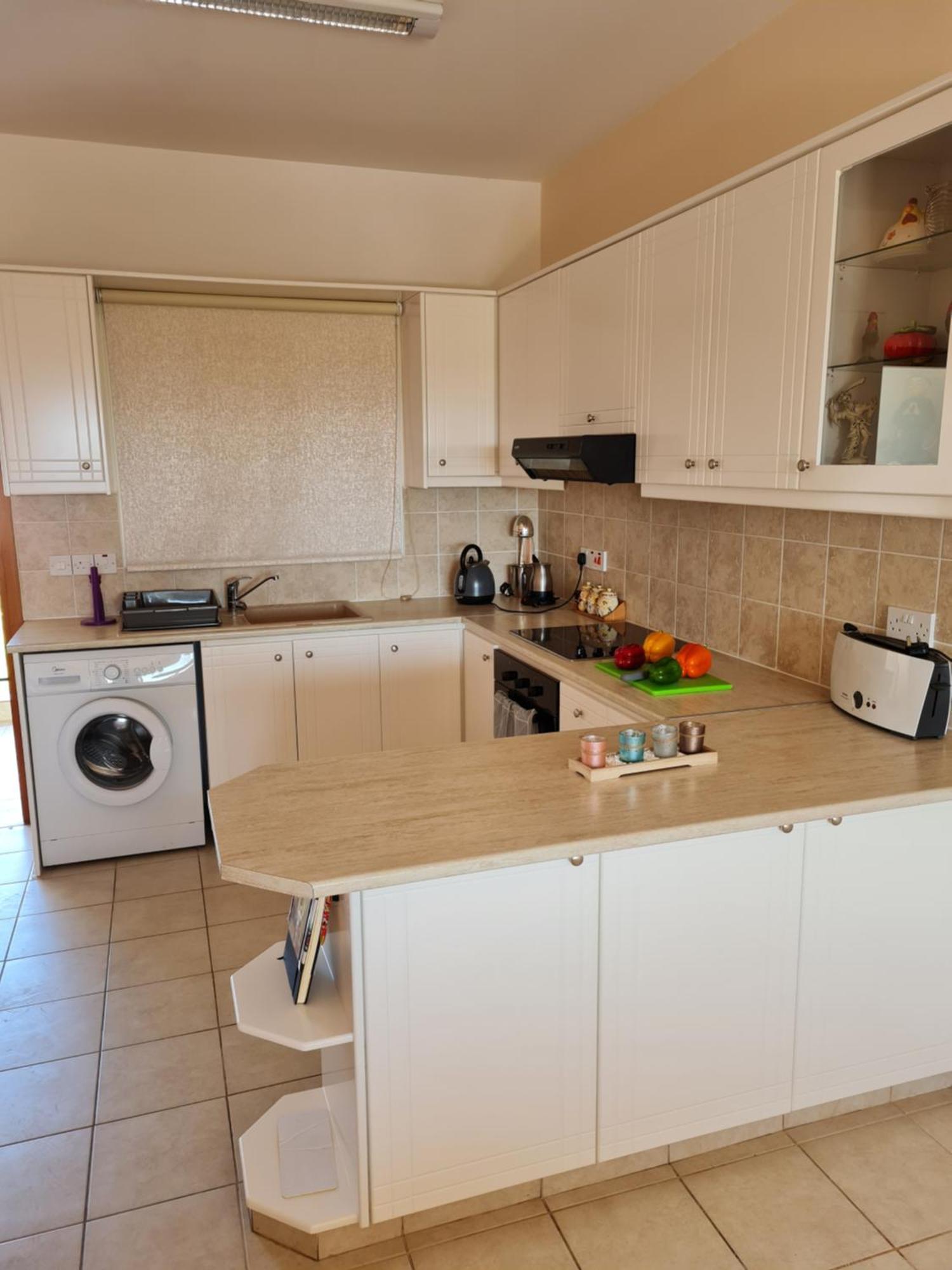 Michaela'S Apartment Пафос Екстериор снимка